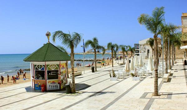 Domus Giulia - Villa Sul Mare Marina di Ragusa Exterior photo